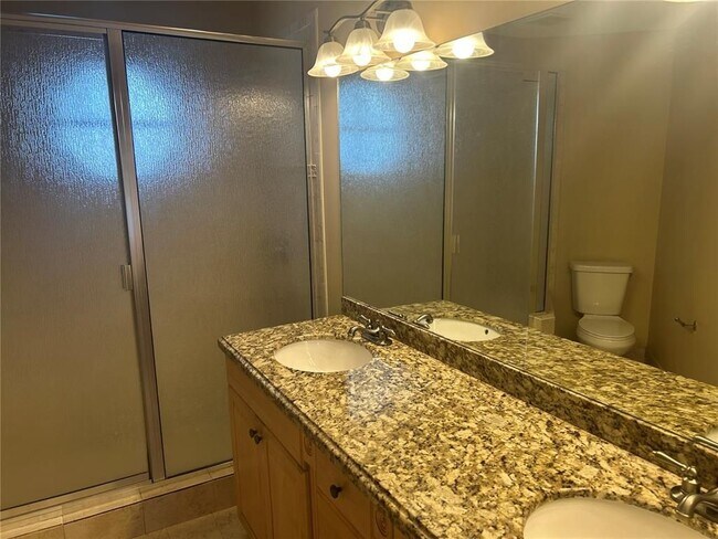 Building Photo - 2939 Myrtle Oak Cir