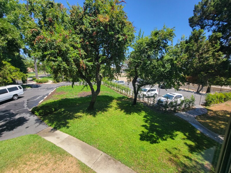 Building Photo - 13530 Leadwell St