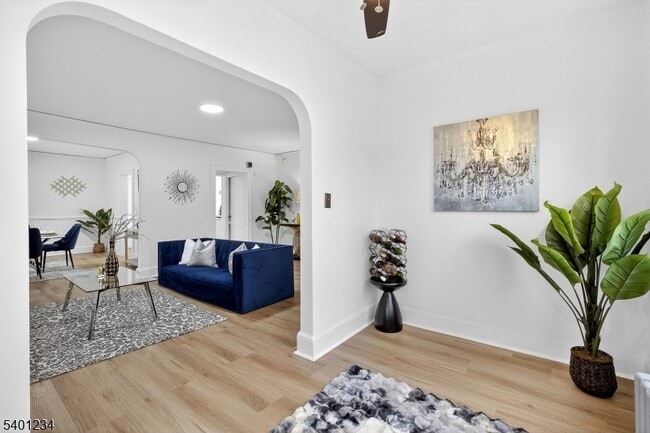 Building Photo - 1442 Highland Ave