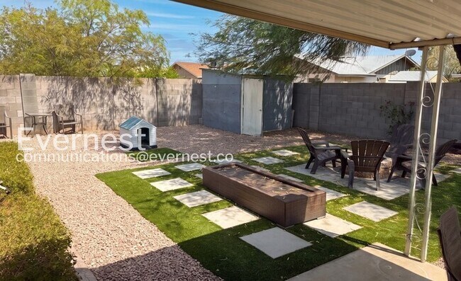 Building Photo - 3-Bed/2-Bath Home/ Pet Friendly/Available Now!