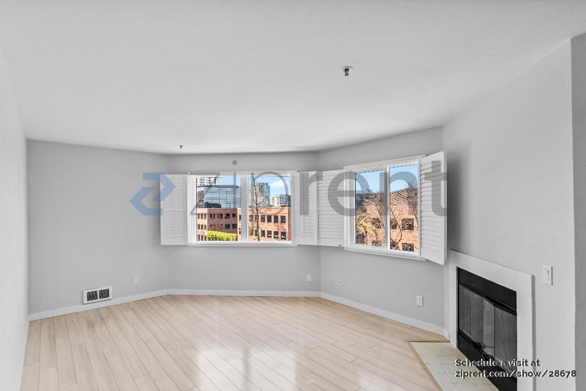 Building Photo - 6400 Christie Ave