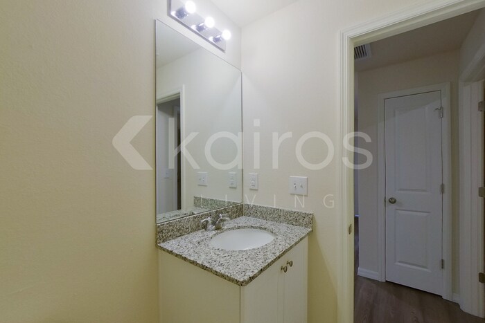 Building Photo - 9095 Aegean Cir