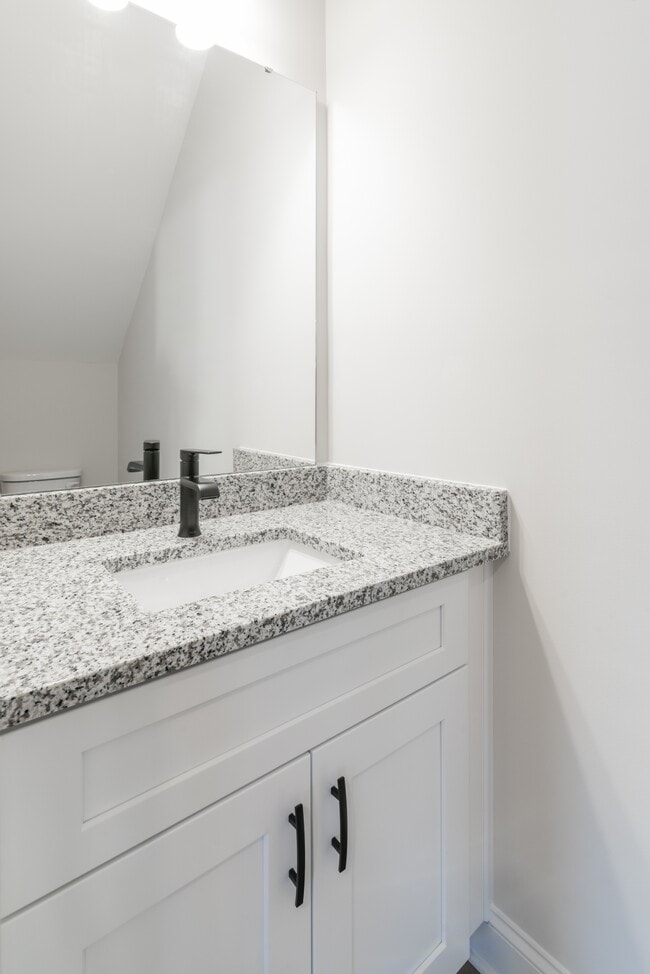 Building Photo - 3632 Trull St