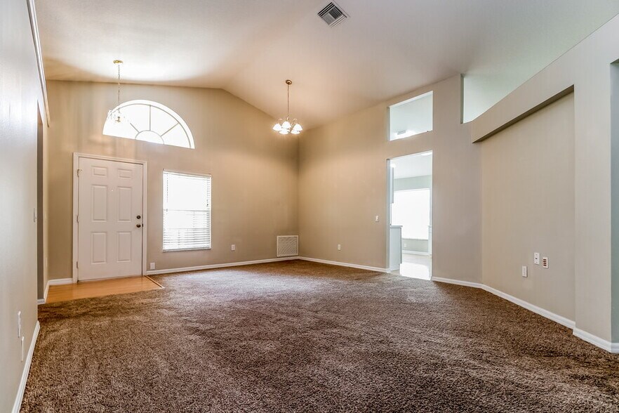 Building Photo - 9042 Egret Cove Cir