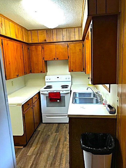 Building Photo - 1410 County Rd 687