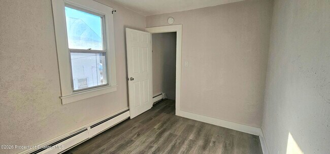 Building Photo - 315 Aswell Ct