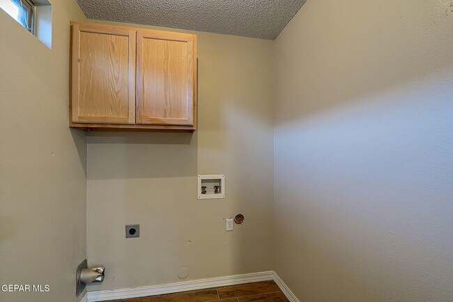 Building Photo - 14325 Pacific Point Dr