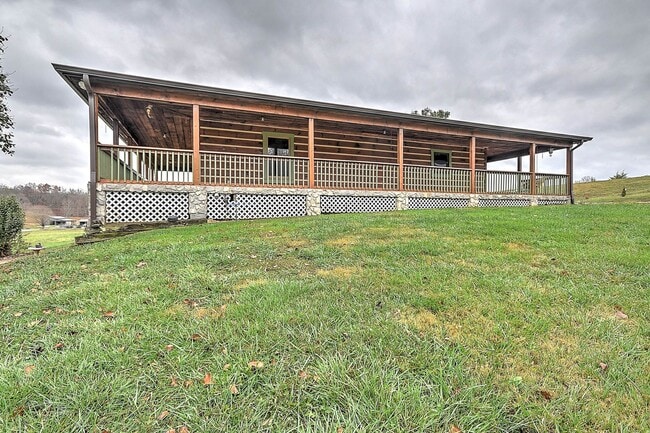 Building Photo - 13625 Horton Hwy