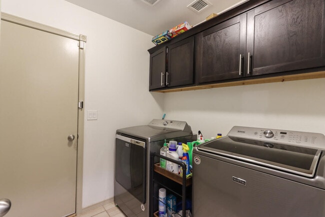 Building Photo - 12156 Mesquite Thorn Dr