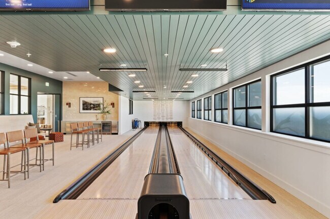 Building Photo - 320 N 490 W