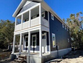 Building Photo - BRAND NEW!!! 4 Bedroom 4 Bathroom House in Porters!