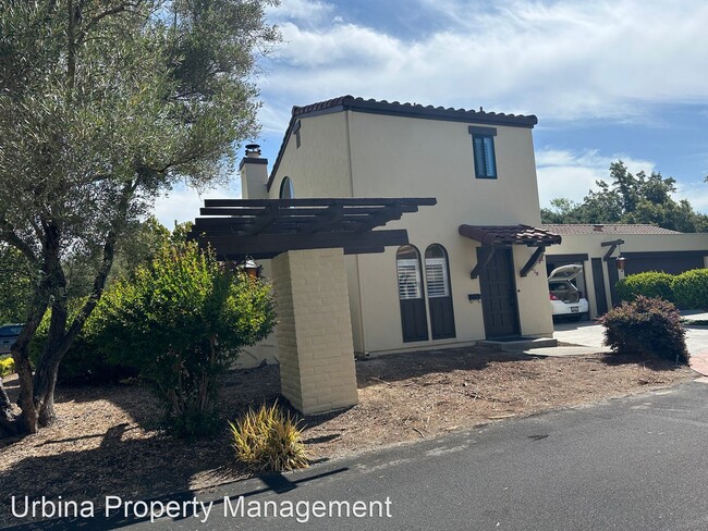 Building Photo - 3 br, 2 bath House - 810 Shady Oak Drive