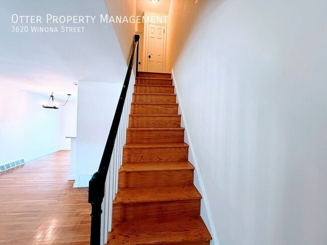 Building Photo - 3620 Winona St