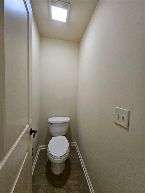 Building Photo - 3155 Stonecrest Dr