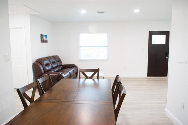 Building Photo - 5832 Dr M.L.K. Jr St N