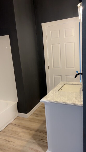 Building Photo - 522 S 8th St