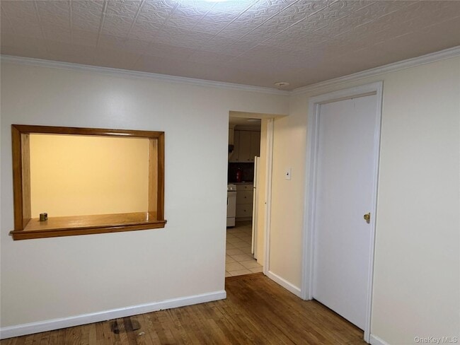 Building Photo - 189 Elm St