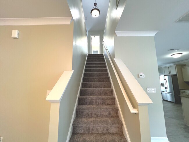 Building Photo - 291 Ranlo Ave