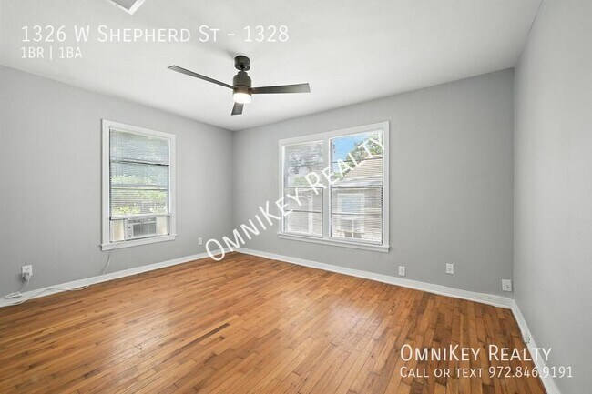 Building Photo - 1326 W Shepherd St
