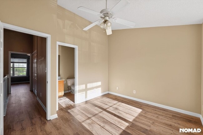 Building Photo - 6319 Sweetbay Dr