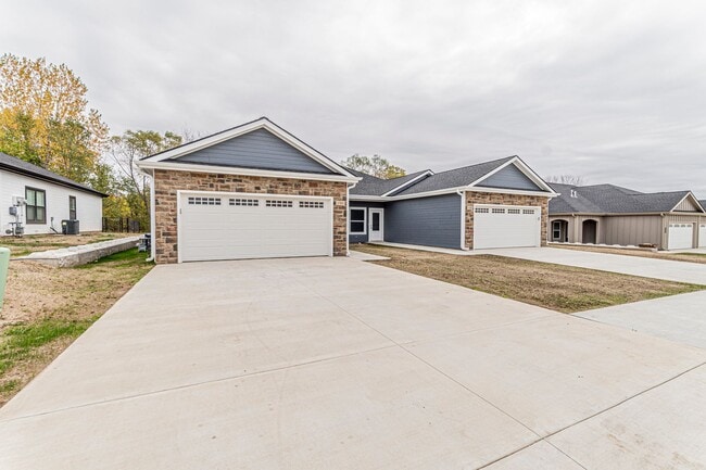 Building Photo - Please View 3D Virtual Walk-Through Before Scheduling a Showing