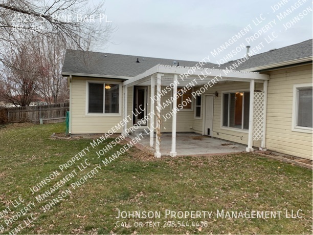 Building Photo - Spacious 3-Bed Home in South Meridian with...