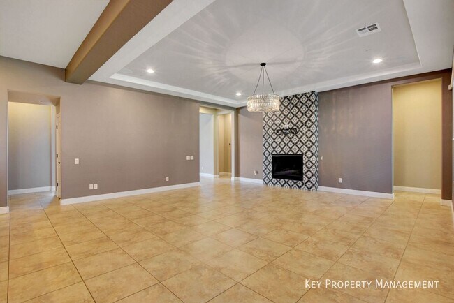 Building Photo - 2724 Josephine Dr