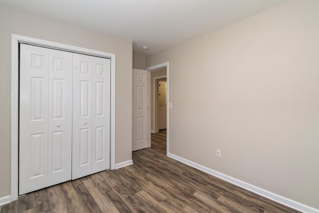 Building Photo - 10552 Missoula Way
