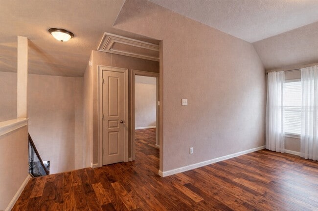 Building Photo - 3915 Markspring Ln