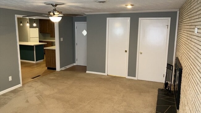 Building Photo - 4783 Loxley Dr