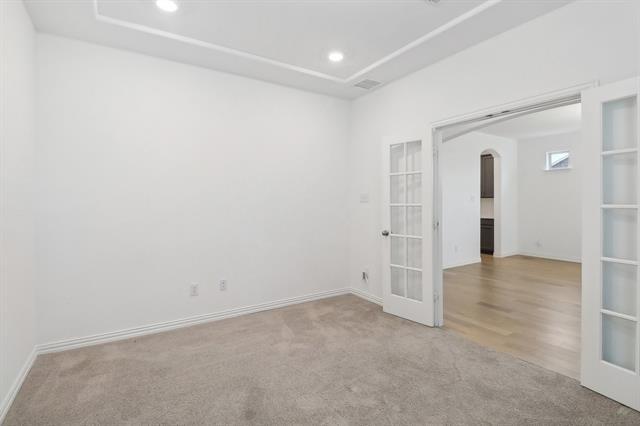 Building Photo - 1200 Milfoil Dr
