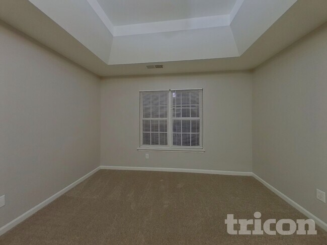 Building Photo - 5506 Linda Vista Ln