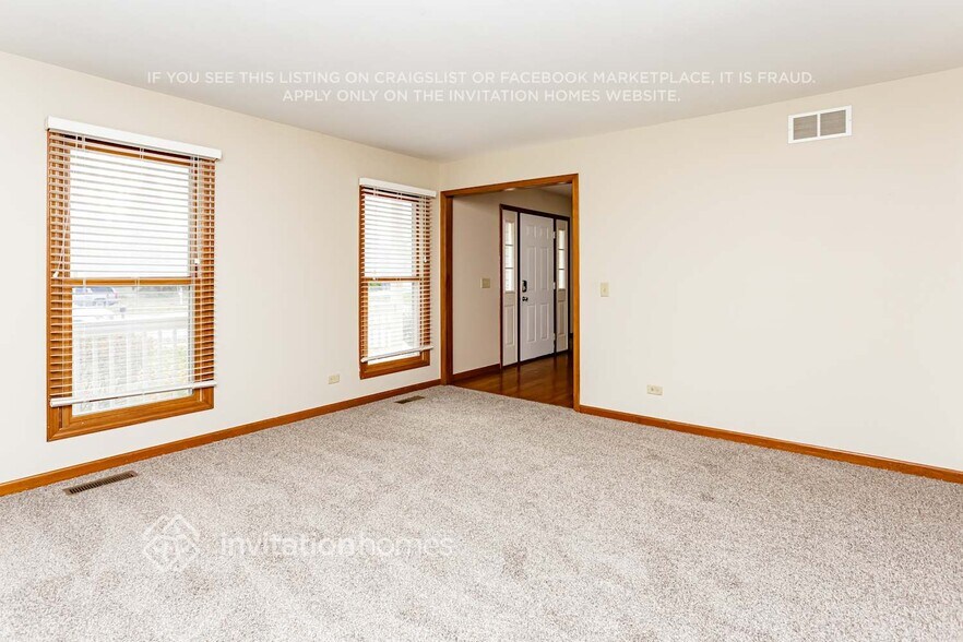 Building Photo - 1870 Ridgemont Ct