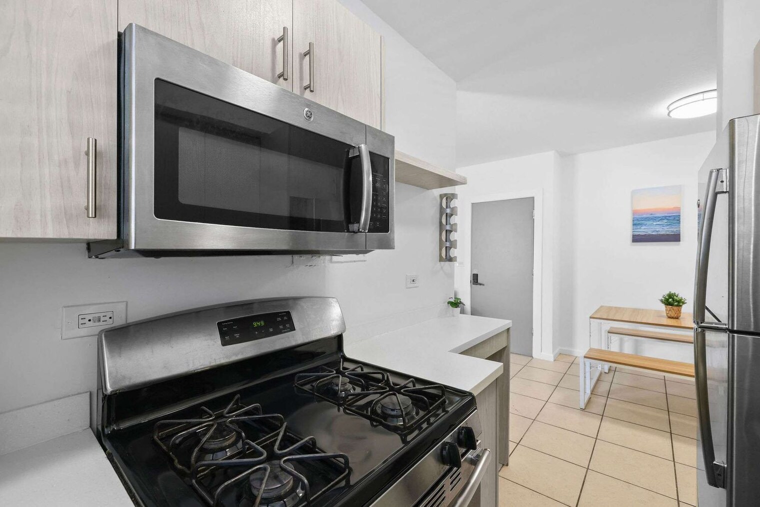 Building Photo - 7340 Harding Ave