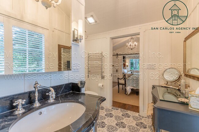 Building Photo - Immaculately Updated Two Bedroom (+Bonus) ...