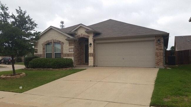 Primary Photo - Spacious 4 Bedroom in Eagle Mountain ISD