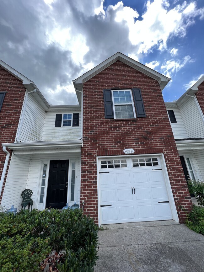 Building Photo - 4850 Laura Jeanne Blvd