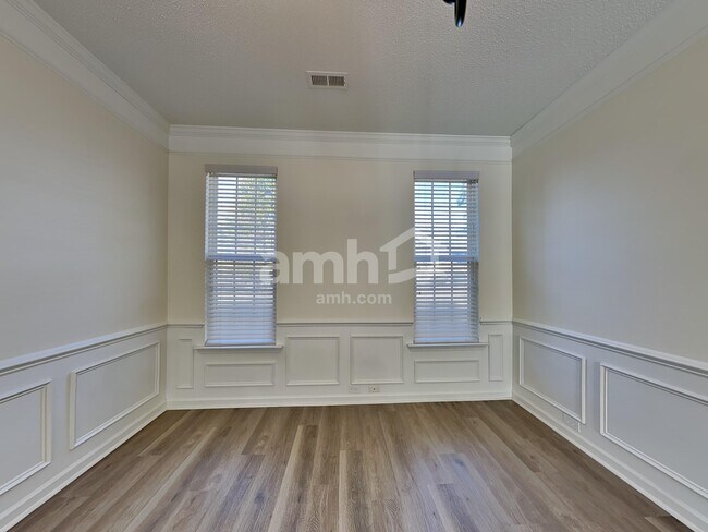 Building Photo - 104 Edenberry Way