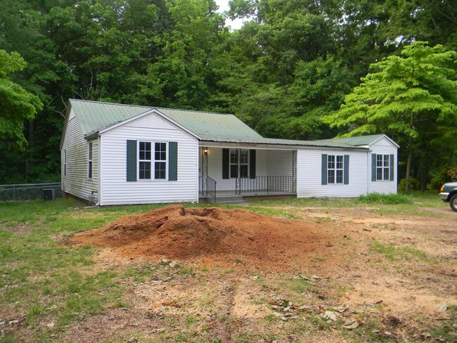 Primary Photo - 2000 Oxnard Rd