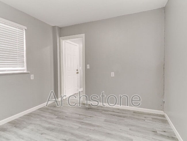 Building Photo - 1201 NW 43rd St