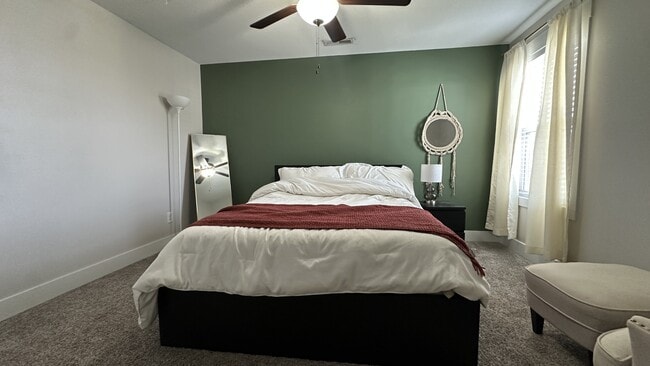 Building Photo - 537 Dexter Dr