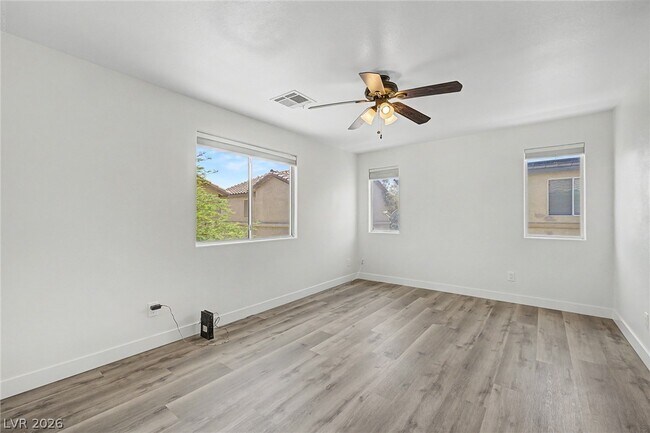 Building Photo - 8168 New Leaf Ave