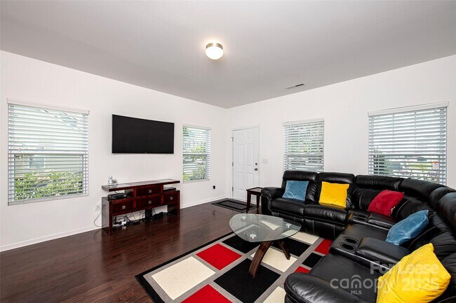 Building Photo - 13406 Calloway Glen Dr