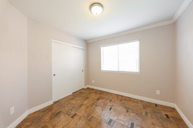 Building Photo - 17429 N 20th St