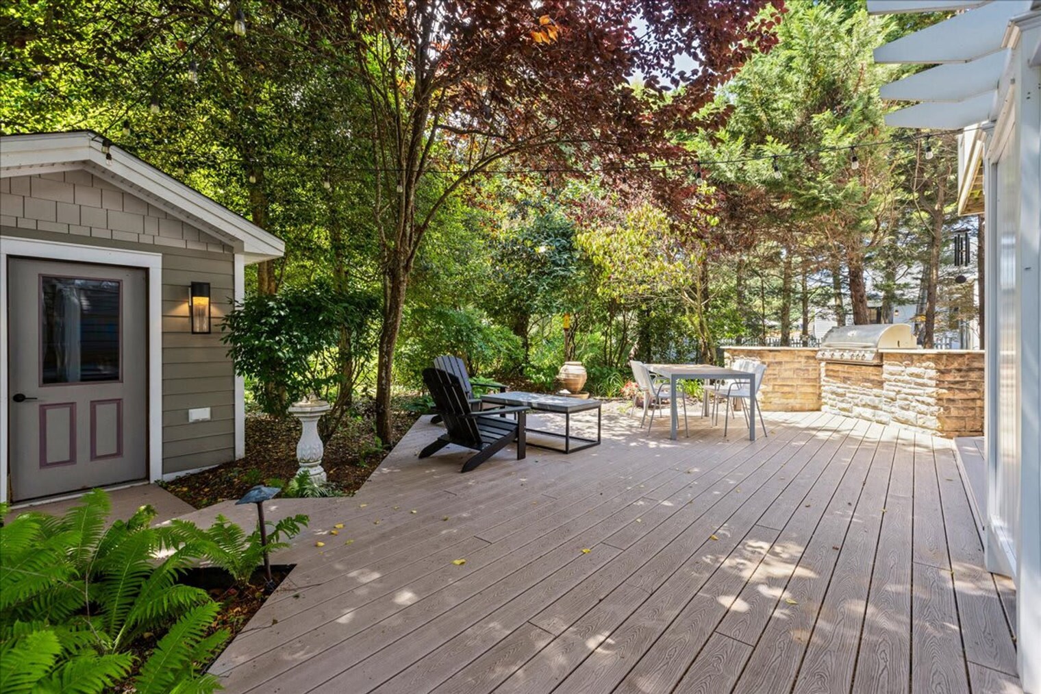 Building Photo - 710 Lighthouse Ave