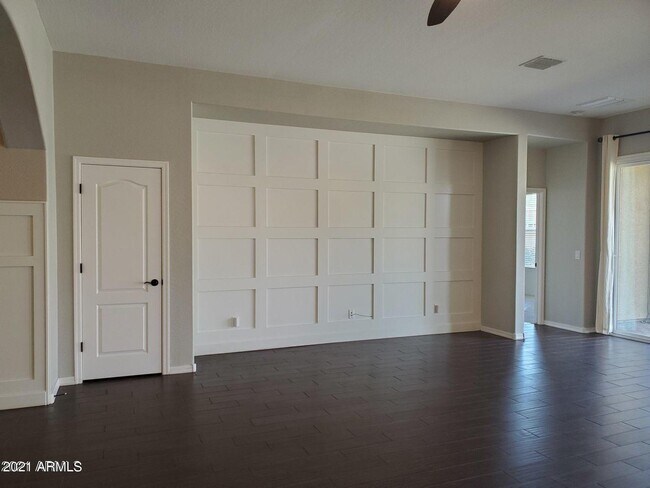 Building Photo - 22442 E Pecan Ln