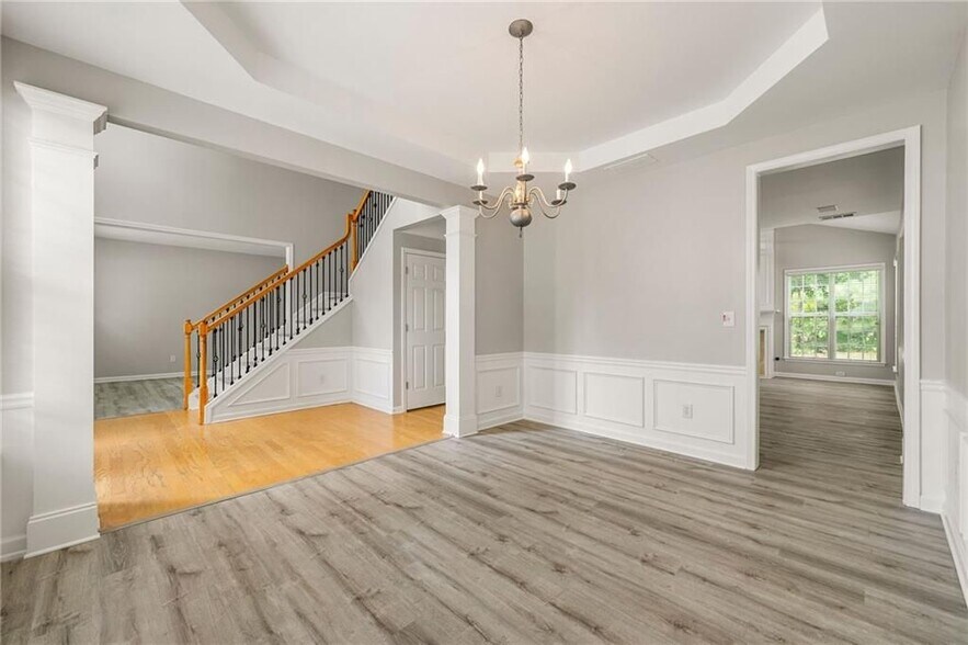 Building Photo - 28 Crystal Downs Way NE