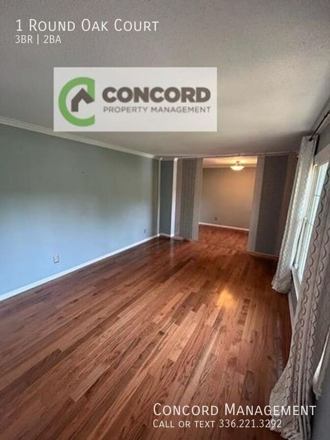 Building Photo - 1 Round Oak Ct