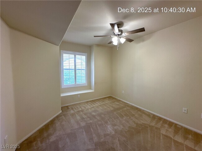 Building Photo - 10550 W Alexander Rd