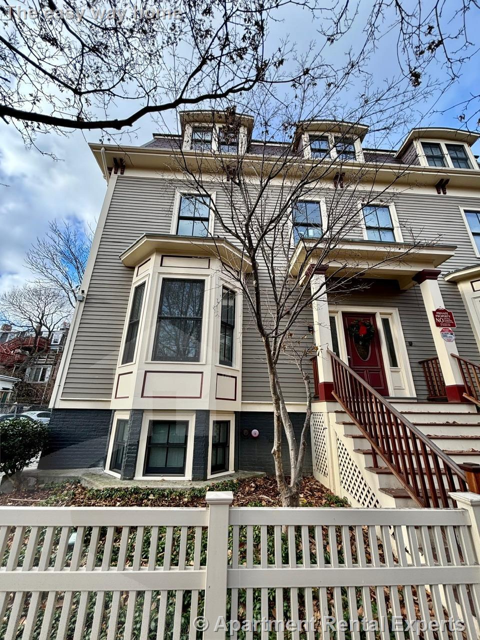 Building Photo - 39 Inman St
